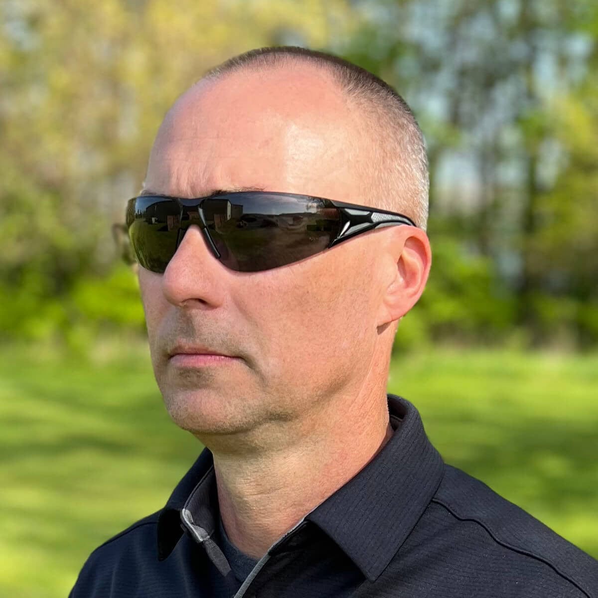 Metel M50 ME-B5020ST with Gray Lens Lifestyle